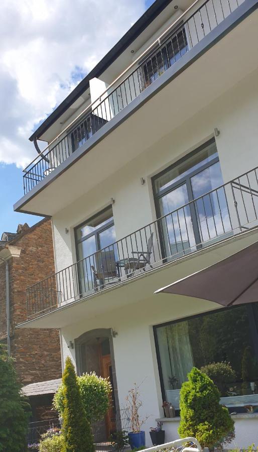 Haus Mosel Apartment Klotten Bagian luar foto
