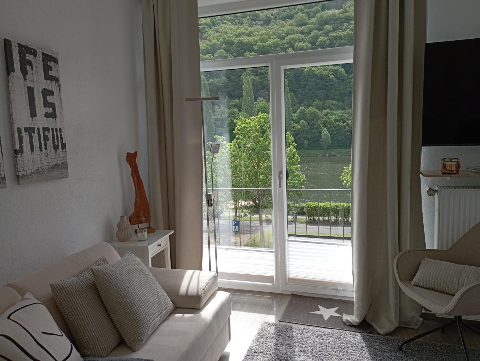 Haus Mosel Apartment Klotten Ruang foto