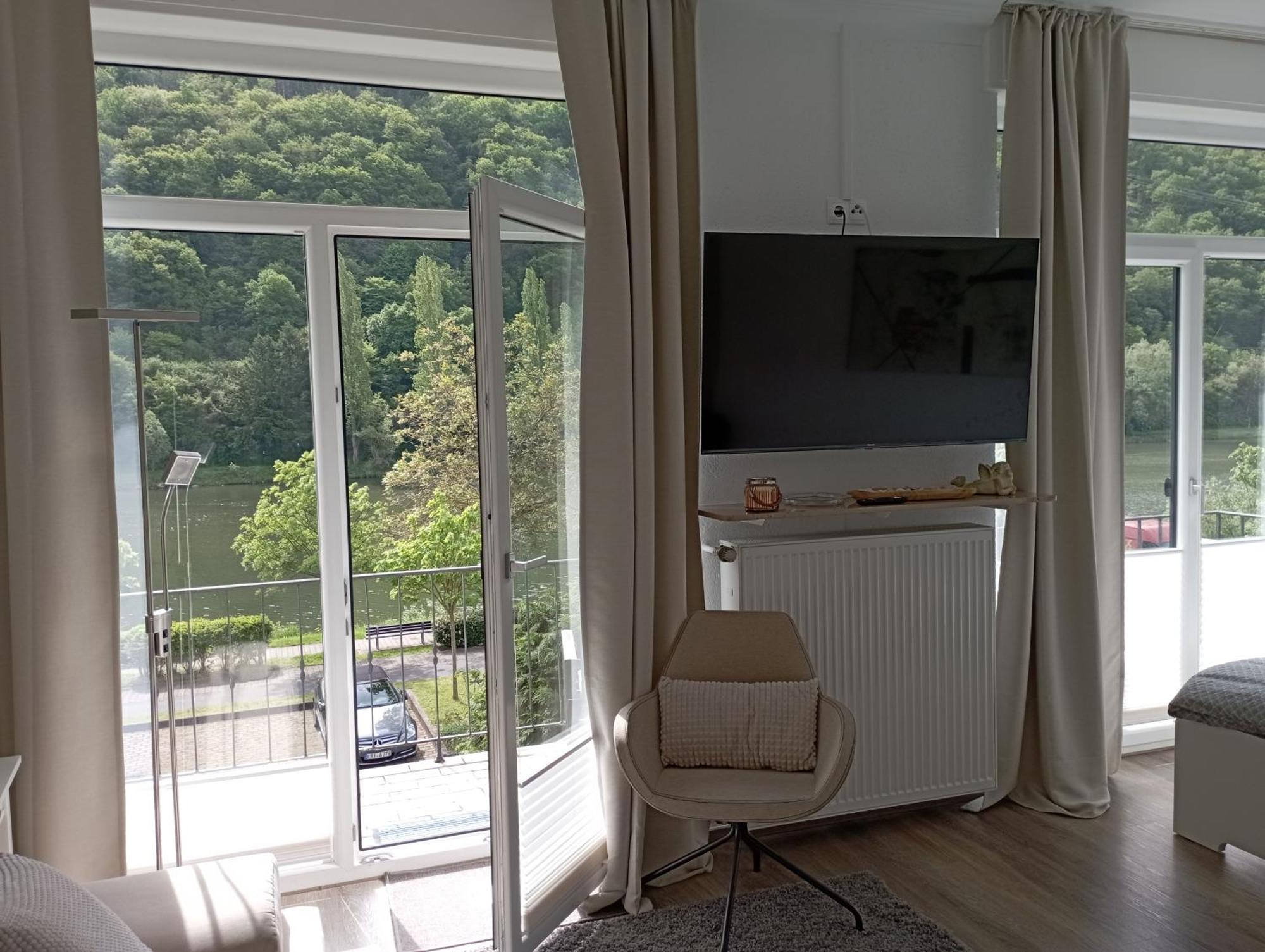 Haus Mosel Apartment Klotten Ruang foto