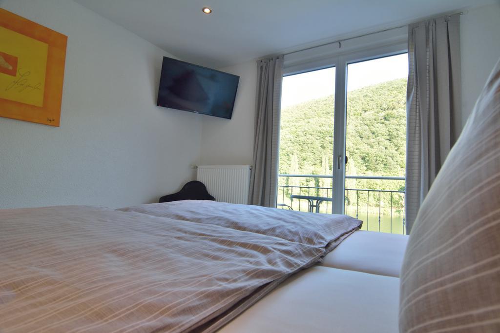 Haus Mosel Apartment Klotten Ruang foto